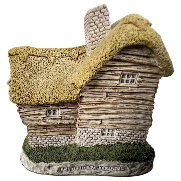 David Winter Cottages The Village Shop 1982 John Hine Studios Box COA Britain - Picture 3 of 12